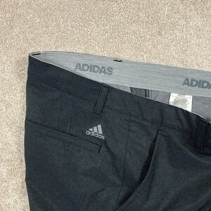 Adidas Ultimate365 Men's 30 Gray Herringbone Golf Shorts Performance Stretch